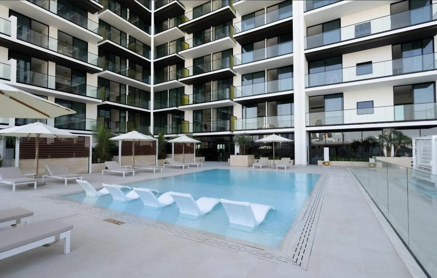 Apartment Curated Calm Elegant 1Br Stay In Jvc Dubai United Arab Emirates